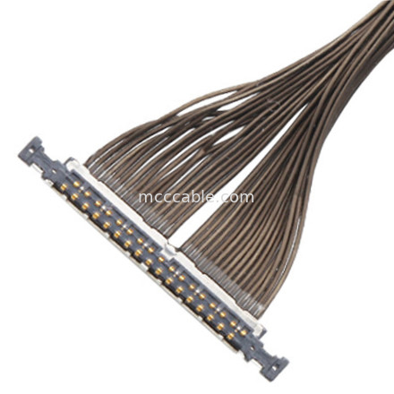 32 Pin Micro Coaxial Cable 0.3mm Pitch 20496-032T-40 Lvds Cable สําหรับ Drone เครื่องเชื่อม 32P