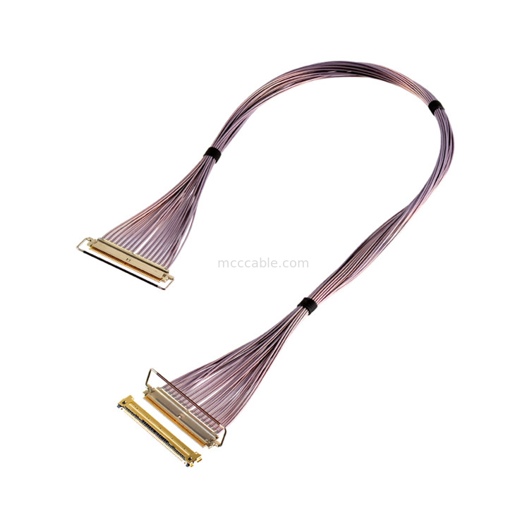 64 Gbps PAM4 81863-100B-01 50P 0.4 มิลลิเมตร Pitch แบบการจับคู่แนวขวาง ประเภทสายเคเบิลไมโครโคอาคเซียล