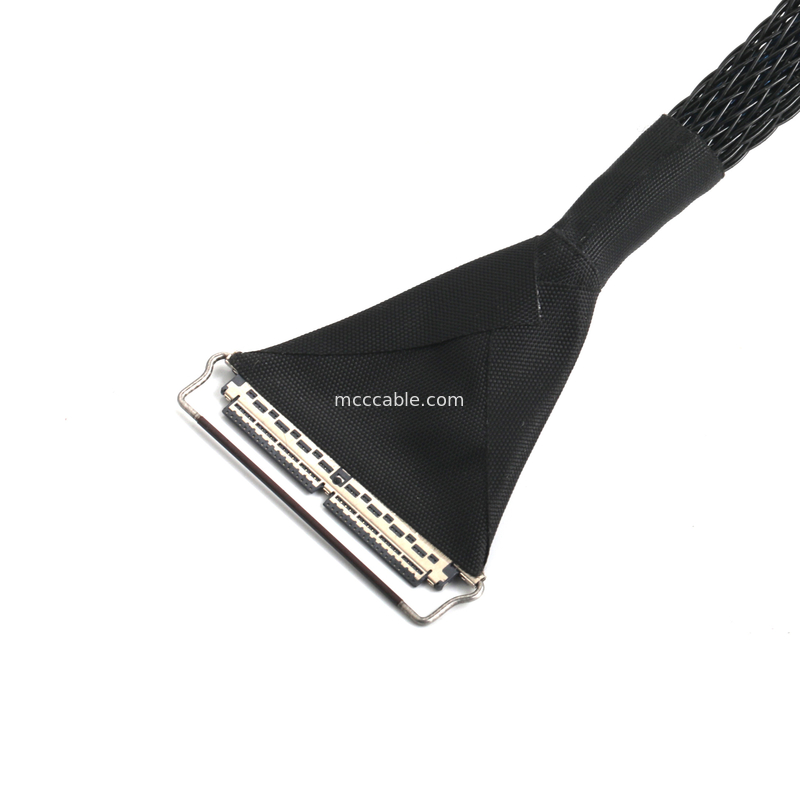 สายเคเบิลไมโครโคเอชเชียล 40 ปิน ความยาว 0.4 มิลลิเมตร ปรางแบบคู่สําหรับ EDP / LVDS