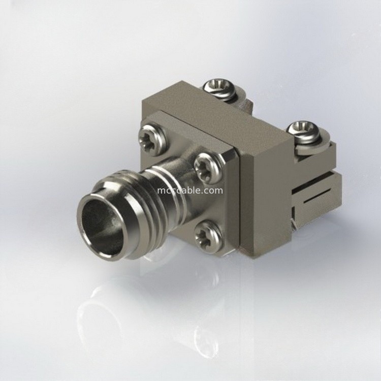 ตัวเชื่อมต่อสายเคเบิลโคแอกเชียล RF 2.4-KHD หน้าแปลน DC-50G ตรงผ่าน PCB 50 โอห์ม