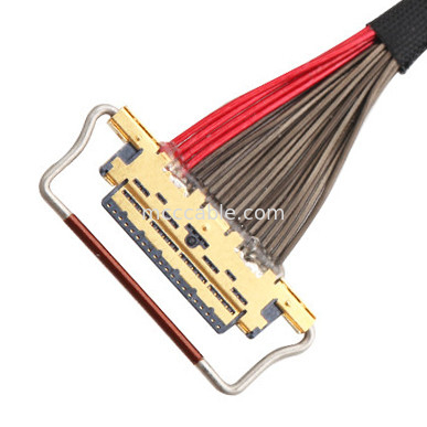 UL EDP LVDS สายเคเบิลโคเอชเชียล 0.4 มิลลิเมตร Pitch 20633-220T-01S 20 Pin ความยาวตามสั่ง