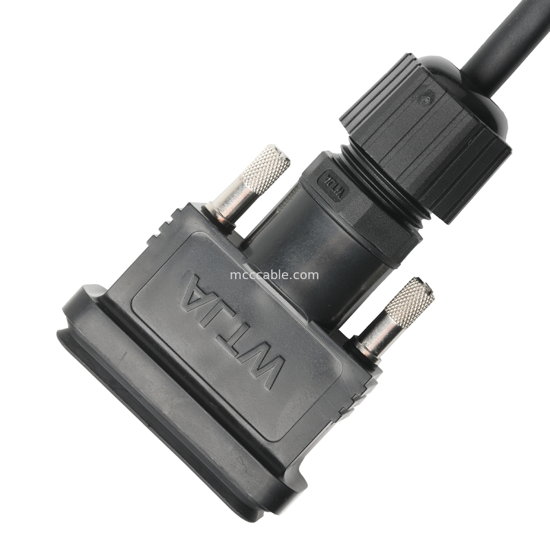 ROHS LVDS Cable Assembly HDB-26BMMA-SL7001 เพศชาย ถึง HDB-26BFFA-SL7001 เพศหญิง ความยาว ปรับแต่ง OEM / ODM