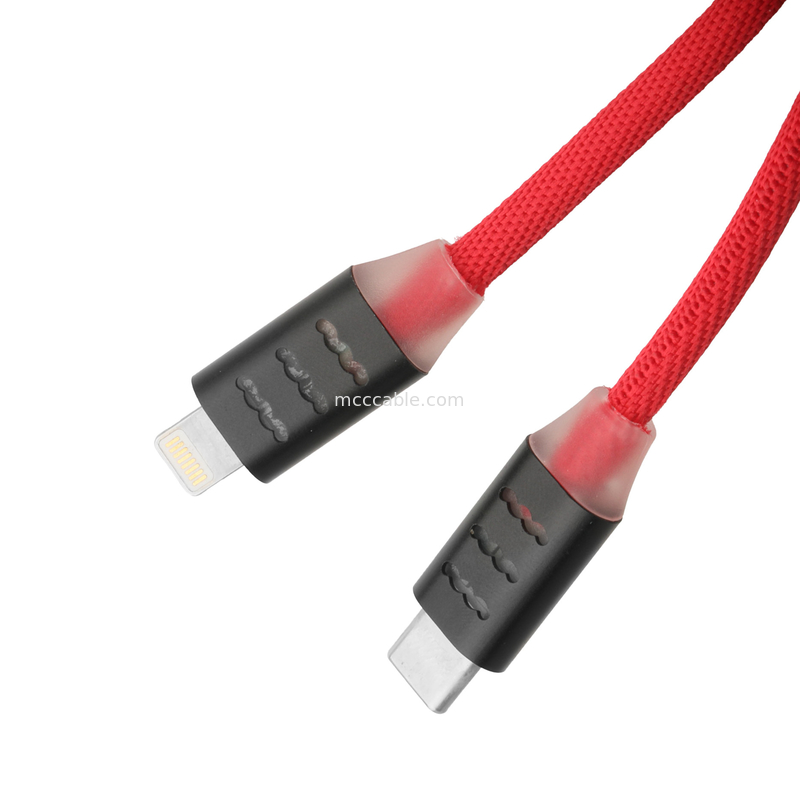 สาย USB C ถึงสายฟ้าสําหรับการชาร์จเร็ว โทรศัพท์ Samsung และ Apple OEM / ODM