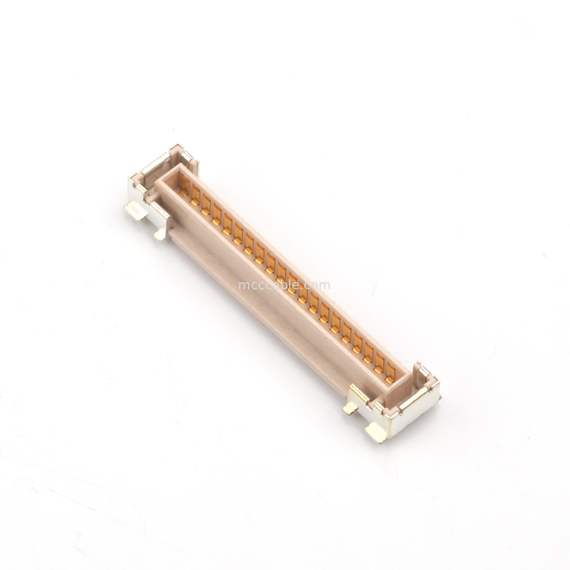 20323-040E-11 เครื่องเชื่อม Micro-Coax 0.5mm Pitch LVDS Display สัญญาณการส่ง Board Connector OEM / ODM