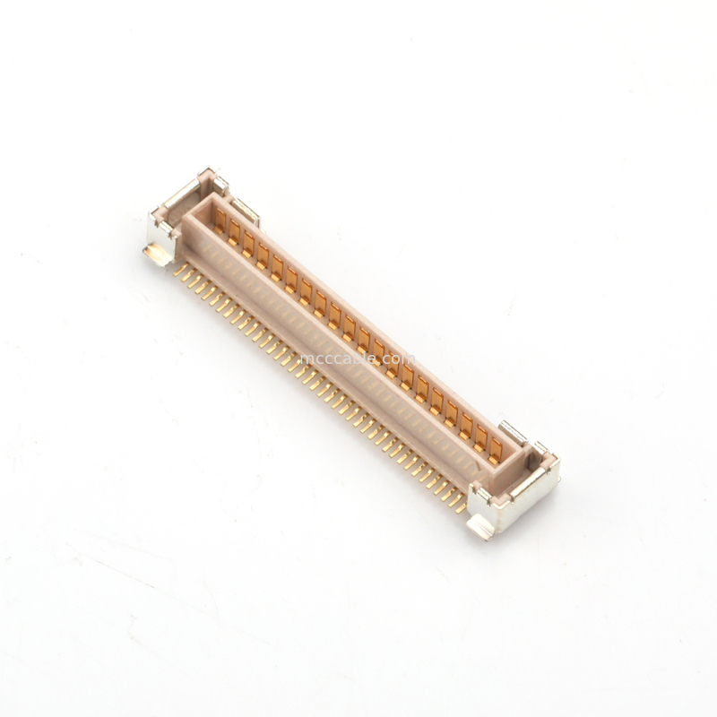 20323-040E-11 เครื่องเชื่อม Micro-Coax 0.5mm Pitch LVDS Display สัญญาณการส่ง Board Connector OEM / ODM