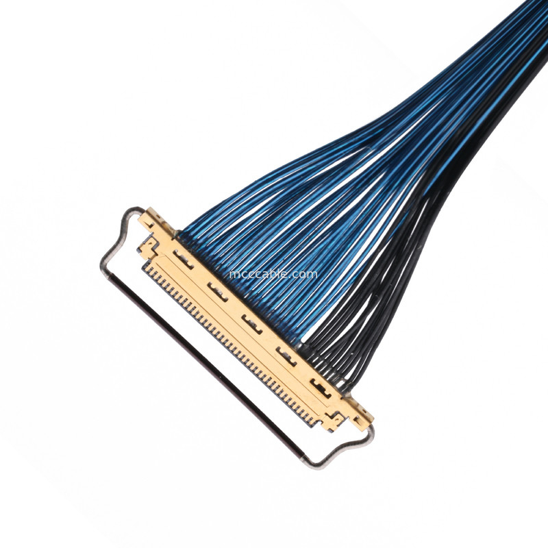20633-250T-01S 50P 0.4 มิลลิเมตร pitch ประเภทการจับคู่แนวราบ เครื่องเชื่อม Micro-coaxial ด้วยล็อคกลไก