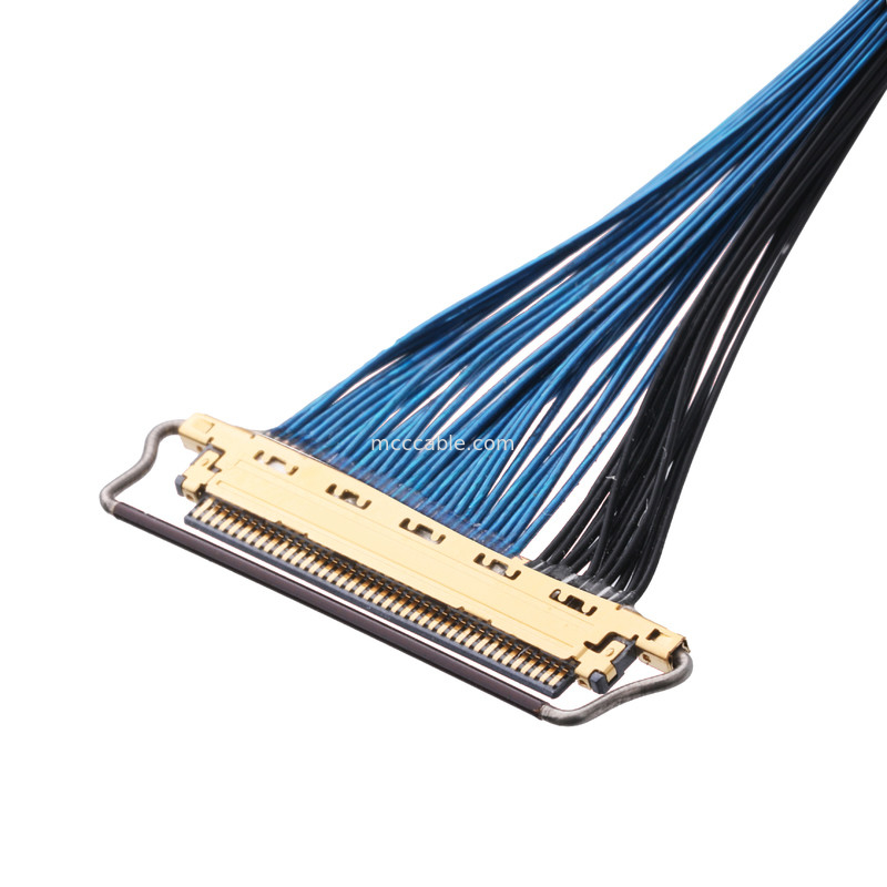 20633-250T-01S 50P 0.4 มิลลิเมตร pitch ประเภทการจับคู่แนวราบ เครื่องเชื่อม Micro-coaxial ด้วยล็อคกลไก